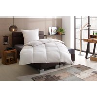 Älgdröm Daunenbettdecke + 3-Kammer-Kopfkissen "Lasse, Bettdecke 135x200 cm, 155x220 cm, Made in Green" 2-tlg., Set mit Kissen 40X80 cm, 80x80 cm, allergikerfreundlich von Älgdröm