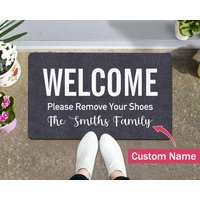 Benutzerdefinierter Text Name Türmatte Willkommensmatte Bitte Entfernen Sie Ihre Schuhe Matte Lustige Personalisierte Geschenke Eingang Teppich von Exclusiveculture