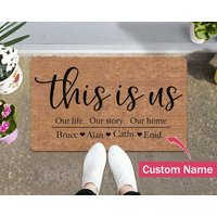 Personalisierter Text Name Türmatte Witzig Personalisiert Dies Ist Uns Eingangs Teppich Innen Outdoor Matte Home Dekorativer Eingangsteppich Gummi von Exclusiveculture