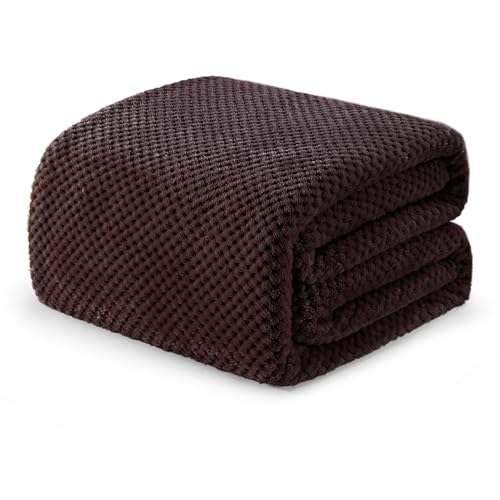 Exclusivo Mezcla Decke Kuscheldecke Flauschig Fleecedecke Wohndecke mit Waffelmuster, Leichte, Weiche und Warme Sofadecke Bettüberwurf, 220x240 cm Kaffee Exclusivo Mezcla Decke Kuscheldecke Flauschig Fleecedecke Wohndecke mit Waffelmuster, Leichte, Weiche und Warme Sofadecke Bettüberwurf, 220x240 cm Kaffee von Exclusivo Mezcla