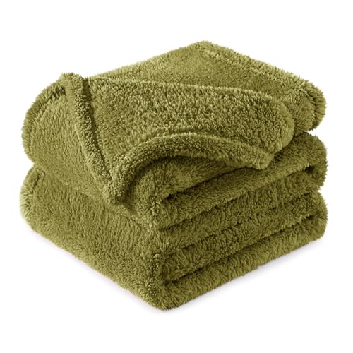 Exclusivo Mezcla Kuscheldecke Fleece Decke für Sofa, Flauschig Kuschelig und Warm Wohndecke Plüschdecke für alle Jahreszeiten, 130 x 150 cm, Olivgrün von Exclusivo Mezcla