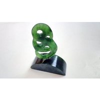 Nephrit Jade Abstrakte Statue. S238 von Eximha