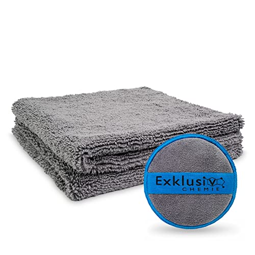 Exklusiv Chemie® 2X Randlose Mikrofasertücher Q4 620 GSM + Handpolierschwamm - 40 x 40 cm | Saugstark, Fusselfrei & Lackschonend | Extra Weiche Autopflegetücher | Poliertücher von Exklusiv Chemie