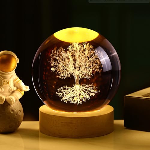 Eyezeeption Silvester Led Schneekugel Weihnachten Weihnachtsdeko, 3D Neujahrsgeschenke Kleeblatt Kristallkugel Glückslicht Leuchtkugel Weihnachten, 7 Farbwechselnde Glaskugel. (Lebensbaum) von Eyezeeption