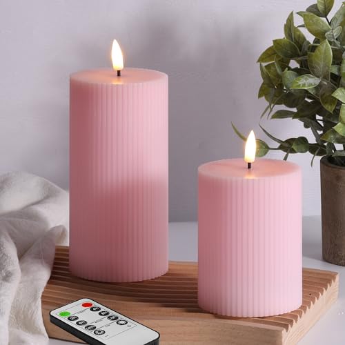 Eywamage Rosa Gerippte Flammenlose Säulenkerzen mit Fernbedienung, Flackernde Flach Top Batterie LED Kerzen 2er-Pack von Eywamage