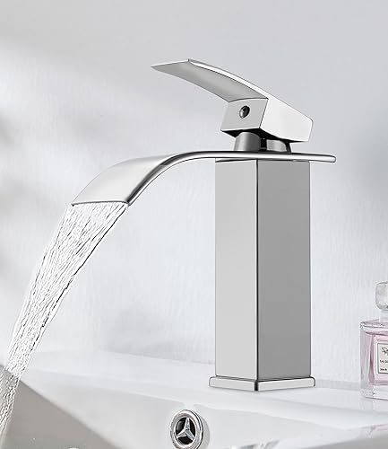 FAOKZE Waschtischarmatur,Wasserhahn Bad,Wasserhahn für Waschbecken, Badezimmer Wasserfall Armatur in Chrom, geeignet für kaltes und heißes Wasser, mit ansprechendem Design von FAOKZE