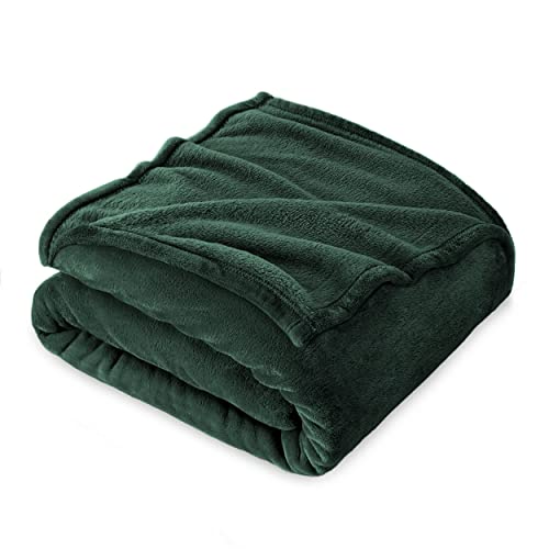 FARFALLAROSSA Kuscheldecke Flauschig 210 x 240 cm - XXL Fleecedecke Sofa Decken Couchdecke - Oeko-TEX - Super Weiche Fleecedecke als Sofaüberwurf - Wohndecke Dunkelgrün von FARFALLAROSSA