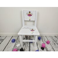 Handbemalter Kinderstuhl Aus Holz, Weißer Kinderzimmermöbel, Geburtstagsgeschenk Für Kinder Mädchen, Rosa Ballerina von FARISTOstore