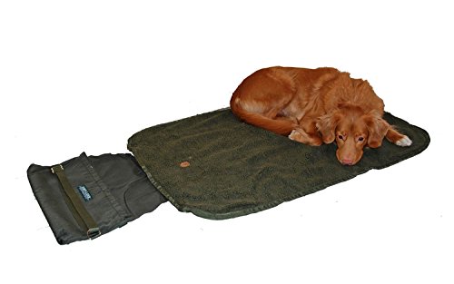 Farmland Outdoor-Hundebett Universaldecke mit Tasche von FARM-LAND