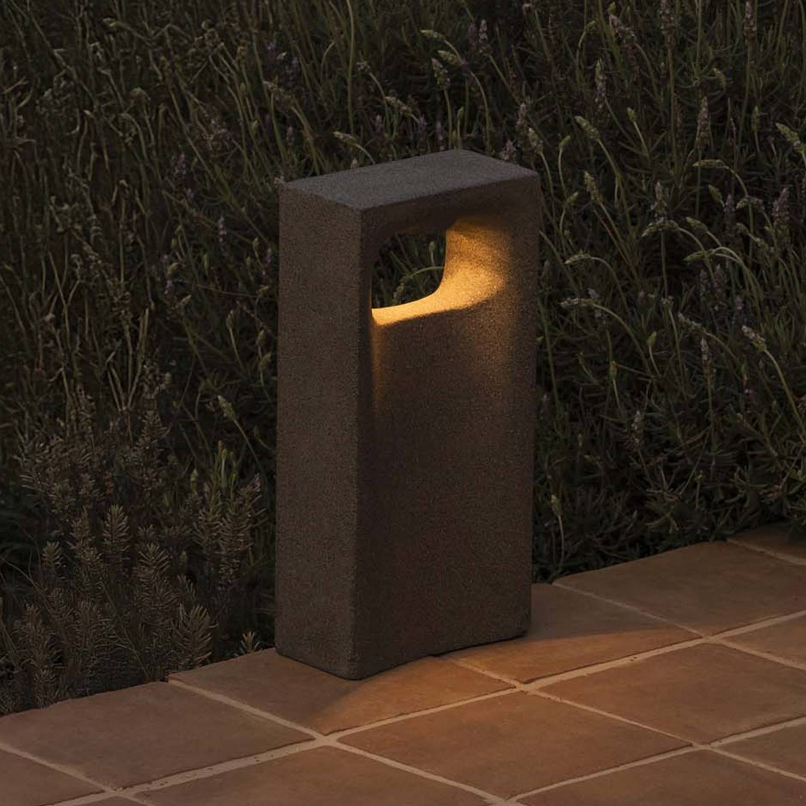 LED-Sockelleuchte Glint, 3000K, 40 cm, grau, Beton, IP55 LED-Sockelleuchte Glint, 3000K, 40 cm, grau, Beton, IP55 von FARO BARCELONA