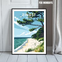 Gedrucktes Zingst-Poster | Nationalpark Vorpommersche Boddenlandschaft Ostseeküste Wandbild Maritime Pinienwälder Gedrucktes Zingst-Poster | Nationalpark Vorpommersche Boddenlandschaft Ostseeküste Wandbild Maritime Pinienwälder von FCKMonday