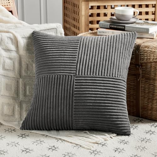 FDTERN 1 Stück Dunkelgrau Kissenbezug 45x45 cm Weich Kordsamt Kissenbezüge Kissenhülle Dekokissenbezug Sofakissen Dekokissen Boho Deko für Sofa Schlafzimmer Wohnzimmer Balkon (Ohne Kissenfüllung) FDTERN 1 Stück Dunkelgrau Kissenbezug 45x45 cm Weich Kordsamt Kissenbezüge Kissenhülle Dekokissenbezug Sofakissen Dekokissen Boho Deko für Sofa Schlafzimmer Wohnzimmer Balkon (Ohne Kissenfüllung) von FDTERN