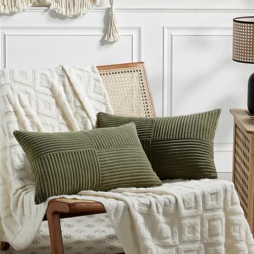 FDTERN 2er Set Olivgrün Kordsamt Kissenbezug 35x60 Weich Dekorative Kissenbezüge Kissenhülle Dekokissenbezug Sofakissen Dekokissen Boho Deko für Sofa Schlafzimmer Wohnzimmer von FDTERN