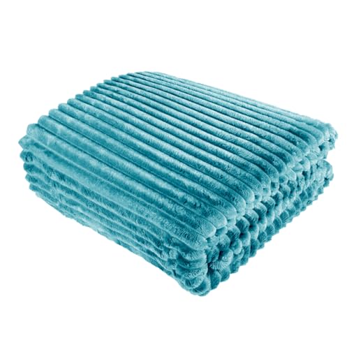 FEBE Kuscheldecke Saphir Blau 220x200 cmFlauschig Tagesdecke Fleecedecke Flanell Decke Sofadecke Für Couch Wohndecke Wendedecke als Sofaüberwurf oder Wohnzimmerdecke von FEBE