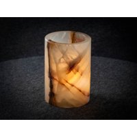 Onyx Windlicht H9cm | Kerzenhalter Teelichthalter Heilkristall Spirituell Glasbecher Yoga Meditation Luxus Dekor Lampe #152 von FEINSTEINstudio