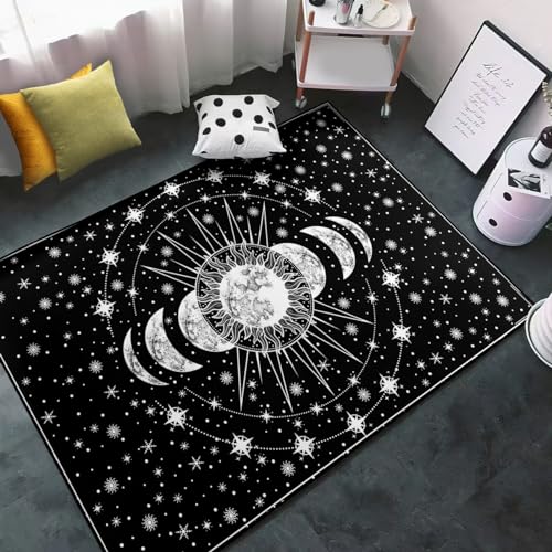 Sonne und Mond Teppich – Boho Himmelsteppich – schwarz-weiße Sternbilder, Sternzeichenteppich, Sternzeichenteppich, Gothic-Fußmatten für Schlafzimmer, Wohnzimmer, Esszimmer, 90 x 100 cm Sonne und Mond Teppich – Boho Himmelsteppich – schwarz-weiße Sternbilder, Sternzeichenteppich, Sternzeichenteppich, Gothic-Fußmatten für Schlafzimmer, Wohnzimmer, Esszimmer, 90 x 100 cm von FEOFKJD