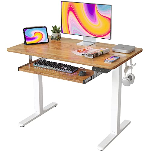 FEZIBO 100 x 60 cm Schreibtisch Höhenverstellbar Elektrisch mit Tastaturablage, Stehpult T-Beine aus Stahl mit 3-Funktions-Memory-Steuerung, Anti-kollisions System, Rollen, Hellbraun von FEZIBO