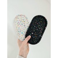 Ovales Terrazzo-Tablett Aus Jesmonite Mit Buntem Konfetti Terrazzo | Handmade Schmucktablett in Terrazzo-Design| Dekotablett Ovales Terrazzo-Tablett Aus Jesmonite Mit Buntem Konfetti Terrazzo | Handmade Schmucktablett in Terrazzo-Design| Dekotablett von FGElements
