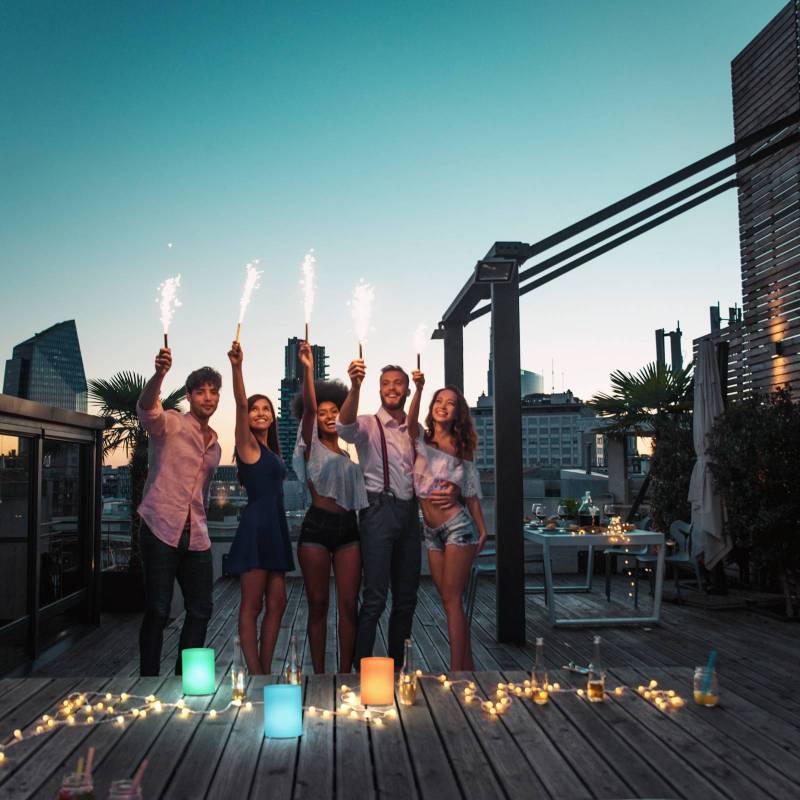 LED-Solarlampe Ceppo 3000 K und RGB, dimmbar, weiß LED-Solarlampe Ceppo 3000 K und RGB, dimmbar, weiß von FH Lighting