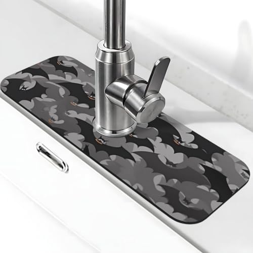 Halloween-Fledermaus-Wasserhahnmatte für Küchenspüle – 2025 Premium-Upgrade: Super saugfähiger Kieselgur, schnell trocknender Wasserhahn-Saugnapf, waschbar, Küchenspüle, Spritzschutz, 14 x 38 cm Halloween-Fledermaus-Wasserhahnmatte für Küchenspüle – 2025 Premium-Upgrade: Super saugfähiger Kieselgur, schnell trocknender Wasserhahn-Saugnapf, waschbar, Küchenspüle, Spritzschutz, 14 x 38 cm von FHEDVBN