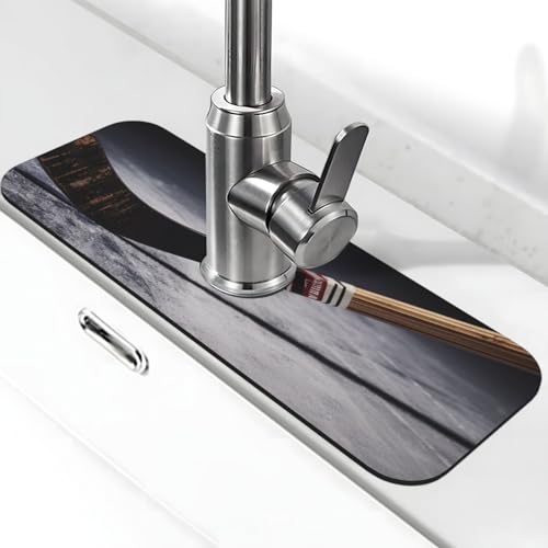 Hockeyschläger-Wasserhahnmatte für Küchenspüle – 2025 Premium-Upgrade: Super saugfähiger Kieselgur-Schnelltrocknender Wasserhahn-Saugnapf, waschbar, Küchenspüle, Spritzschutz, 14 x 38 cm Hockeyschläger-Wasserhahnmatte für Küchenspüle – 2025 Premium-Upgrade: Super saugfähiger Kieselgur-Schnelltrocknender Wasserhahn-Saugnapf, waschbar, Küchenspüle, Spritzschutz, 14 x 38 cm von FHEDVBN