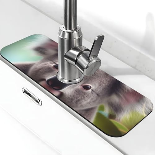 Niedliche Koala-Wasserhahnmatte für Küchenspüle – 2025 Premium-Upgrade: Super saugfähiger Kieselgur-Schnelltrocknender Wasserhahn-Saugnapf, waschbar, Küchenspüle, Spritzschutz, 14 x 38 cm Niedliche Koala-Wasserhahnmatte für Küchenspüle – 2025 Premium-Upgrade: Super saugfähiger Kieselgur-Schnelltrocknender Wasserhahn-Saugnapf, waschbar, Küchenspüle, Spritzschutz, 14 x 38 cm von FHEDVBN