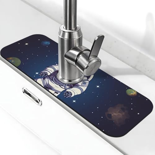 Space Astronaut Wasserhahnmatte für Küchenspüle – 2025 Premium-Upgrade: Super saugfähiger Kieselgur, schnell trocknender Wasserhahn-Saugnapf, waschbar, Küchenspüle, Spritzschutz, 14 x 38 cm von FHEDVBN
