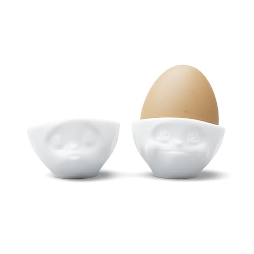 FIFTYEIGHT PRODUCTS / Tassen/Eierbecher - Set Nr. 1 „Küssend & verträumt“ (Porzellan, weiß, Made in Germany) von FIFTYEIGHT PRODUCTS