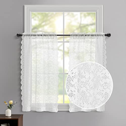 FINECITY Spitzen-Küchenvorhänge, 61 cm Länge, Vintage-Rosen-Blumen-Spitzenvorhänge für kleine Fenster, gewellte Makramee-Weiß, Spitzen-Stufenvorhänge für Küche, 2 Paneele, gebrochenes Weiß von FINECITY