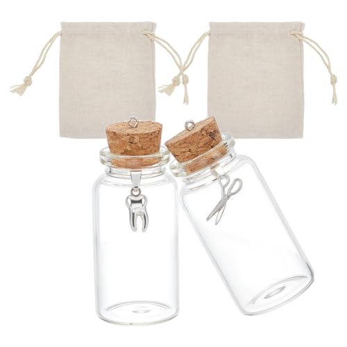 FINGERINSPIRE 2 Zahnfee Taschenset 2 transparente Andenkenflaschen Aus Glas Mit 2 Baumwoll Verpackungsbeuteln Mit Kordelzug Organizer Für Zahnsammlung Meine Erste Locke Und Meine Erste Zahnflasche von FINGERINSPIRE