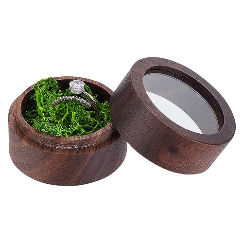 FINGERINSPIRE Runde Ringbox Aus Holz Mit Durchsichtigem Fenster Und Kunststoff Moosimitat Innen 4.9x3.5 cm Schmuck Ringbox Ring Geschenkbox Für Heiratsantrag Verlobung Hochzeit Valentinstag FINGERINSPIRE Runde Ringbox Aus Holz Mit Durchsichtigem Fenster Und Kunststoff Moosimitat Innen 4.9x3.5 cm Schmuck Ringbox Ring Geschenkbox Für Heiratsantrag Verlobung Hochzeit Valentinstag von FINGERINSPIRE