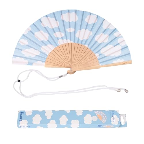 FISURA – Holzfächer mit Wolkenmuster. Farbenfrohes, stilvolles Accessoire, tragbarer blauer Handventilator mit praktischem Aufhänger. Perfekt für einen frischen Sommerlook. Maße: 42,5 x 23 cm von FISURA