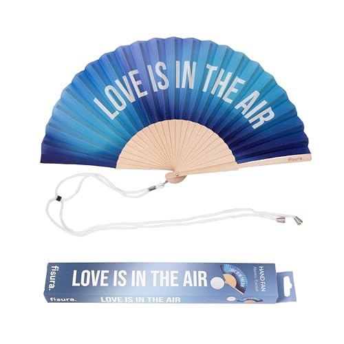 FISURA – Handfächer aus Holz mit der Aufschrift Love is in the air“. Perfektes Accessoire für Hochzeiten, eleganter Ventilator mit Farbverlauf in Blau und Aufhänger. Maße: 42,5 x 23 cm FISURA – Handfächer aus Holz mit der Aufschrift Love is in the air“. Perfektes Accessoire für Hochzeiten, eleganter Ventilator mit Farbverlauf in Blau und Aufhänger. Maße: 42,5 x 23 cm von FISURA