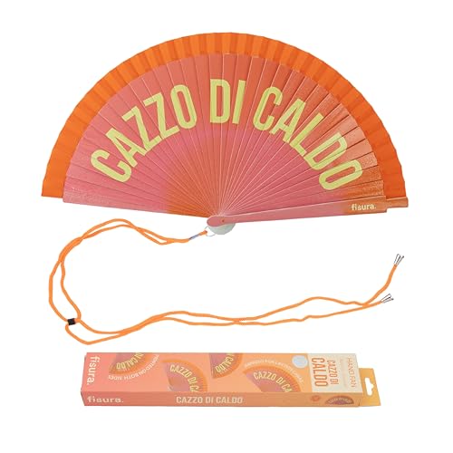 FISURA – Origineller Fächer mit Aufschrift „Cazzo di caldo“. Moderner, bunter Handventilator aus wendbarem Holz. Farbverlauf rosa-orange. Mit Haken. Maße: 42,5 x 23 cm FISURA – Origineller Fächer mit Aufschrift „Cazzo di caldo“. Moderner, bunter Handventilator aus wendbarem Holz. Farbverlauf rosa-orange. Mit Haken. Maße: 42,5 x 23 cm von FISURA