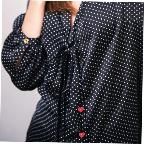 FIXOSHEE 100 Stück Rote Herzförmige Holzknöpfe Kleine Süße Nähknöpfe mit Glatter Oberfläche Robuste DIY Holzknöpfe für Kleidung Basteln und Dekoration Einfach Anzubringen FIXOSHEE 100 Stück Rote Herzförmige Holzknöpfe Kleine Süße Nähknöpfe mit Glatter Oberfläche Robuste DIY Holzknöpfe für Kleidung Basteln und Dekoration Einfach Anzubringen von FIXOSHEE