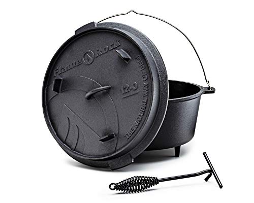 FLAME ROCK Dutch Oven 12.0, traditioneller, gusseiserner Feuertopf mit 11 Liter Fassungsvermögen, bereits eingebrannt pre seasoned, extrem hitzebeständig, inklusive Deckelheber von FLAME ROCK