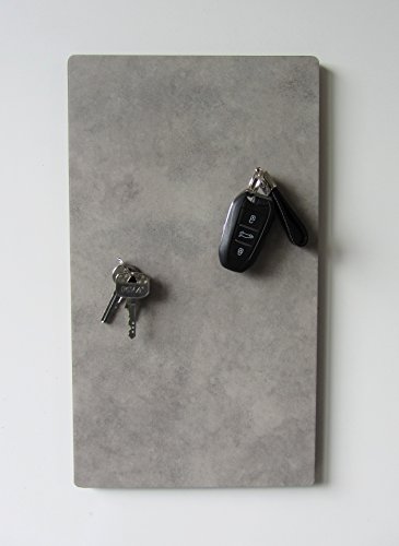 FLUX Objects Magnet-Schlüsselbrett, Schlüsselboard mit Vinyloberfläche in Beton-Optik, Größe 40cm x 22,5cm von FLUX Objects