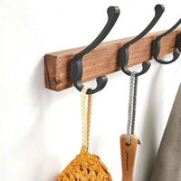 Rustikale Wandgarderobe, 5 Haken Rustikale Wandgarderobe, 5 Haken von FOREHILL