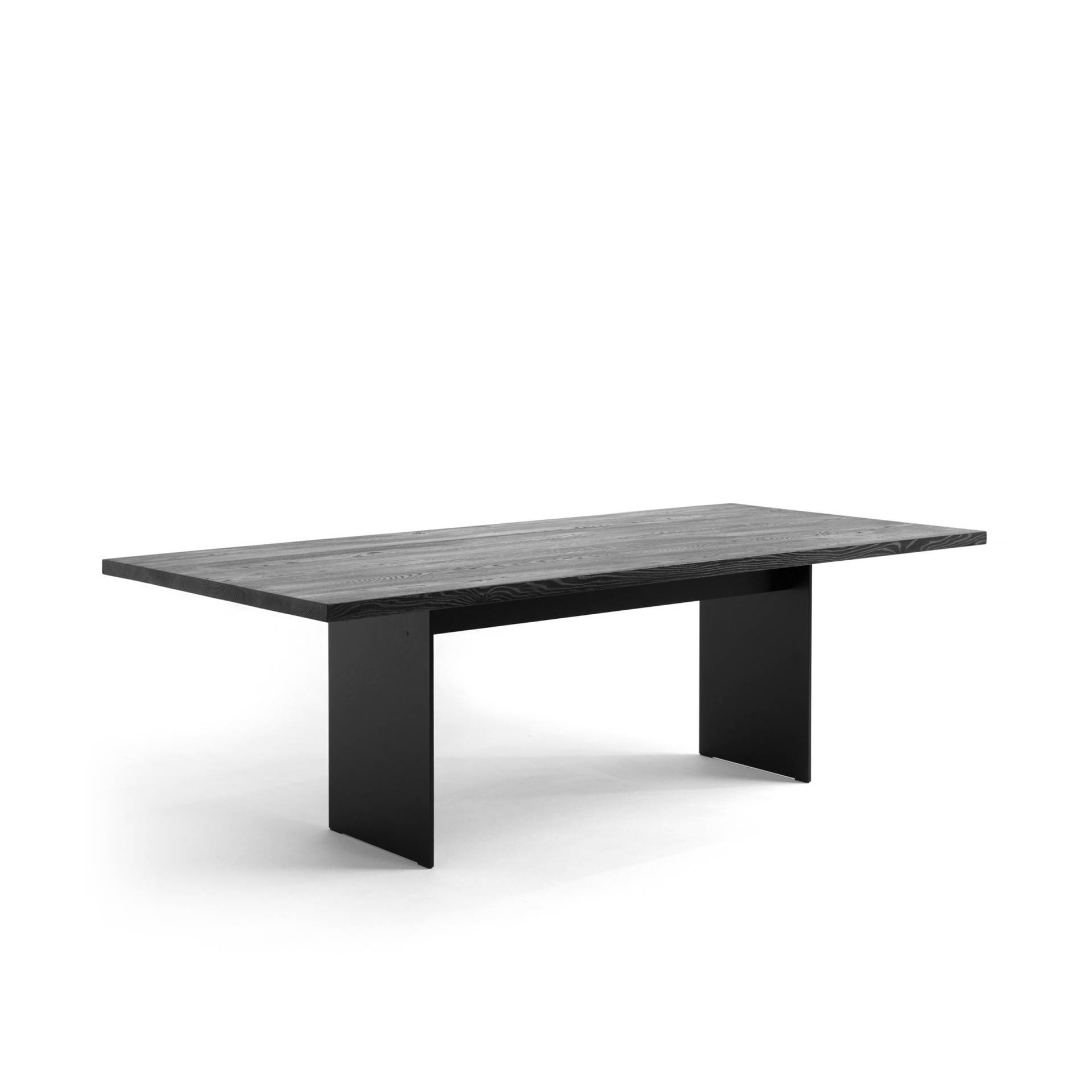 FORM EXCLUSIV // FYNN - ESSTISCH | DEUTSCHE EICHE | SCHWARZ GEKÖHLT - 220CM X 100CM X 4CM - SLEEK BLACK von FORM EXCLUSIV