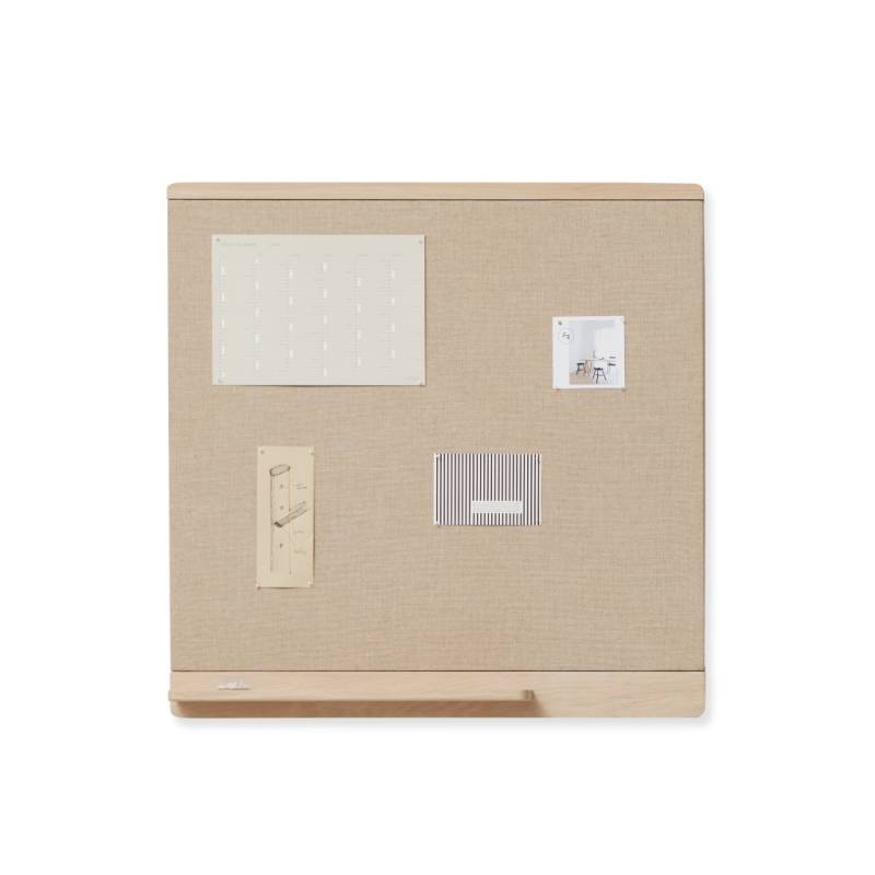 FORM & REFINE - Rim Pinboard - Design Pinnwand aus Eichenholz & Canvas von FORM & REFINE