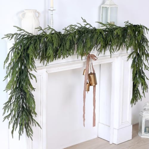Künstliche Weihnachtsgirlanden, fühlt Sich echt an, Norfolk-Kiefer-Girlande, künstliche grüne Girlande für Urlaub, Kamin, Kaminsims, Innendekoration (1 Stück, 2,7 m) von FOTEEWL
