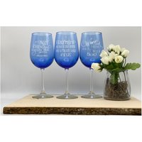 Freundschaft, Never Too Far, Kobalt-Blau Weinglas, Angepasst, Beste Freunde, Fernfreundschaft, Gute Bffs von FOURSEASONLASERGIFTS