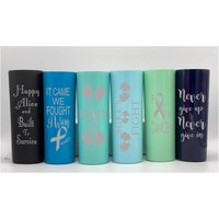 Kampf Gegen Krebs, Krebsband, Brust, Prostata, Lunge, Ich Bin Ein Überlebender Tumbler, Skinny Boxhandschuh-Kämpfer, Maßgeschneiderter Tumbler von FOURSEASONLASERGIFTS