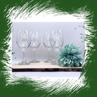 Set Von 8 Urlaub Weingläser, Weihnachten Weinglas, Schneeflocke Schneemann Weihnachtsbaum, Santa, Mistel, Zuckerstange Set Von 8 Urlaub Weingläser, Weihnachten Weinglas, Schneeflocke Schneemann Weihnachtsbaum, Santa, Mistel, Zuckerstange von FOURSEASONLASERGIFTS