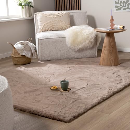 FRAAI Hochflor Teppich - Comfy Supreme Taupe 80x150cm - Shaggy, Einfarbig - Modern, Skandinavisch - Wohnzimmer, Esszimmer, Schlafzimmer - Fellteppich - Carpet von FRAAI | Home & Living