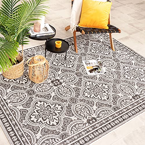 FRAAI | Home & Living In- & Outdoor Teppich - Summer Oriental Grau 240x330cm - Wetterfest - Synthetik, Polypropylen - Flachgewebe - Balkon, Garten - Terrasse - Carpet von FRAAI | Home & Living