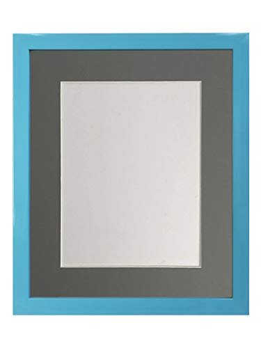 FRAMES BY POST 1,9 cm Blauer Bilderrahmen mit dunkelgrauem Passepartout 17,8 x 12,7 cm Bildgröße 12,7 x 8,9 cm Kunststoffglas, Dark Grey Mount, 7 x 5 Image Size 5 x 3.5 Inch von FRAMES BY POST