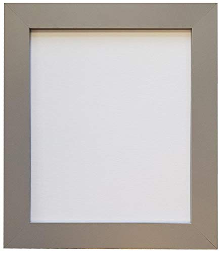 FRAMES BY POST Metro Bilderrahmen, Kunststoffglas, 60 x 80 cm, Hellgrau, Holz von FRAMES BY POST