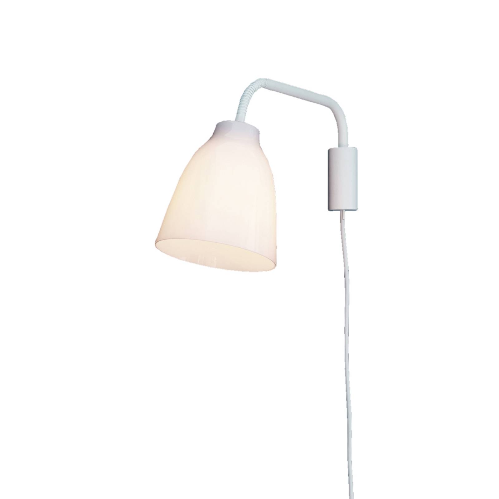 FRITZ HANSEN Caravaggio Wandlampe Glas opal von FRITZ HANSEN