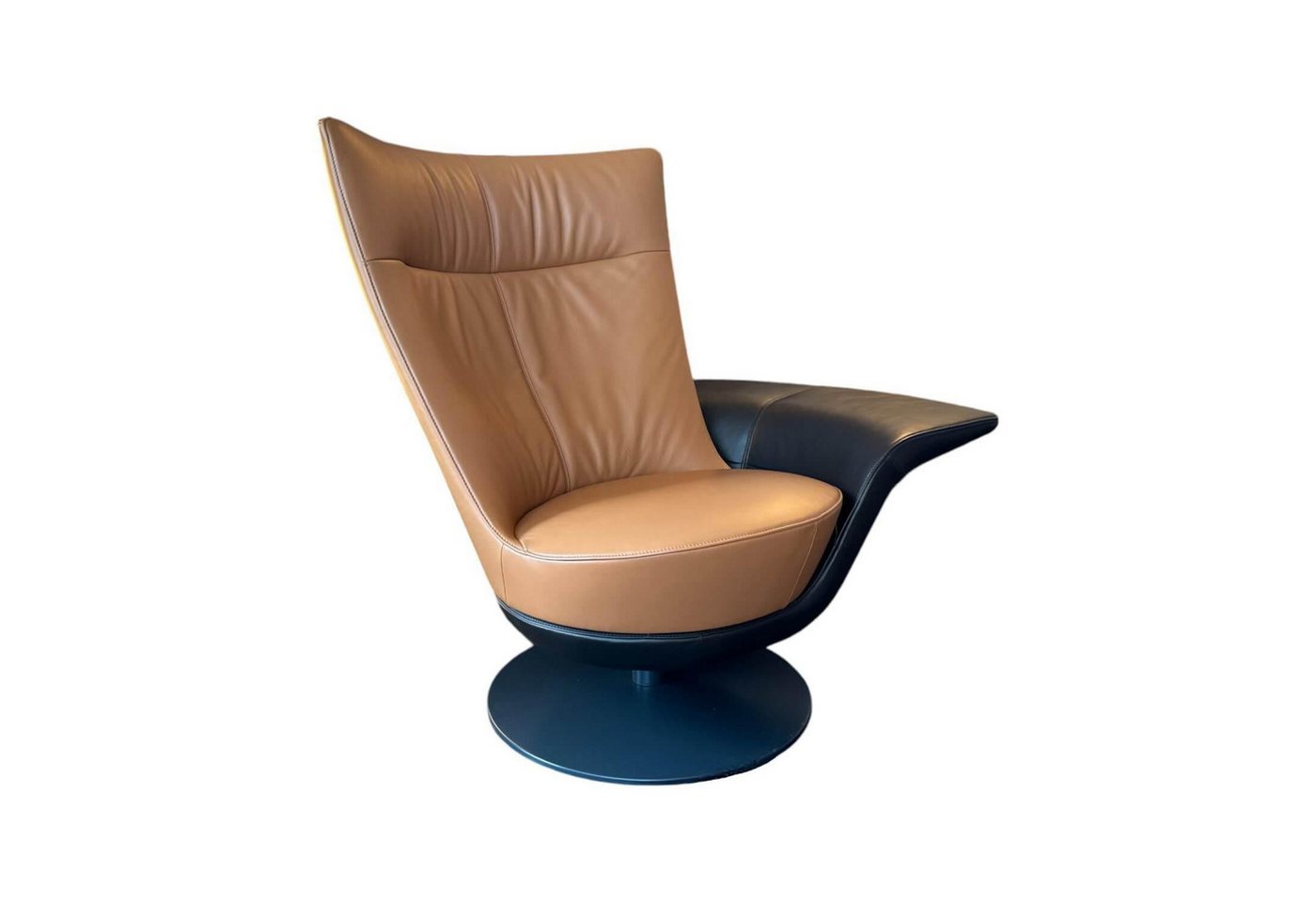 FSM MÖBEL Loungesessel Sessel PLI Leder T35 Cuoio Braun Drehteller Schwarz Matt Mit FSM MÖBEL Loungesessel Sessel PLI Leder T35 Cuoio Braun Drehteller Schwarz Matt Mit von FSM MÖBEL
